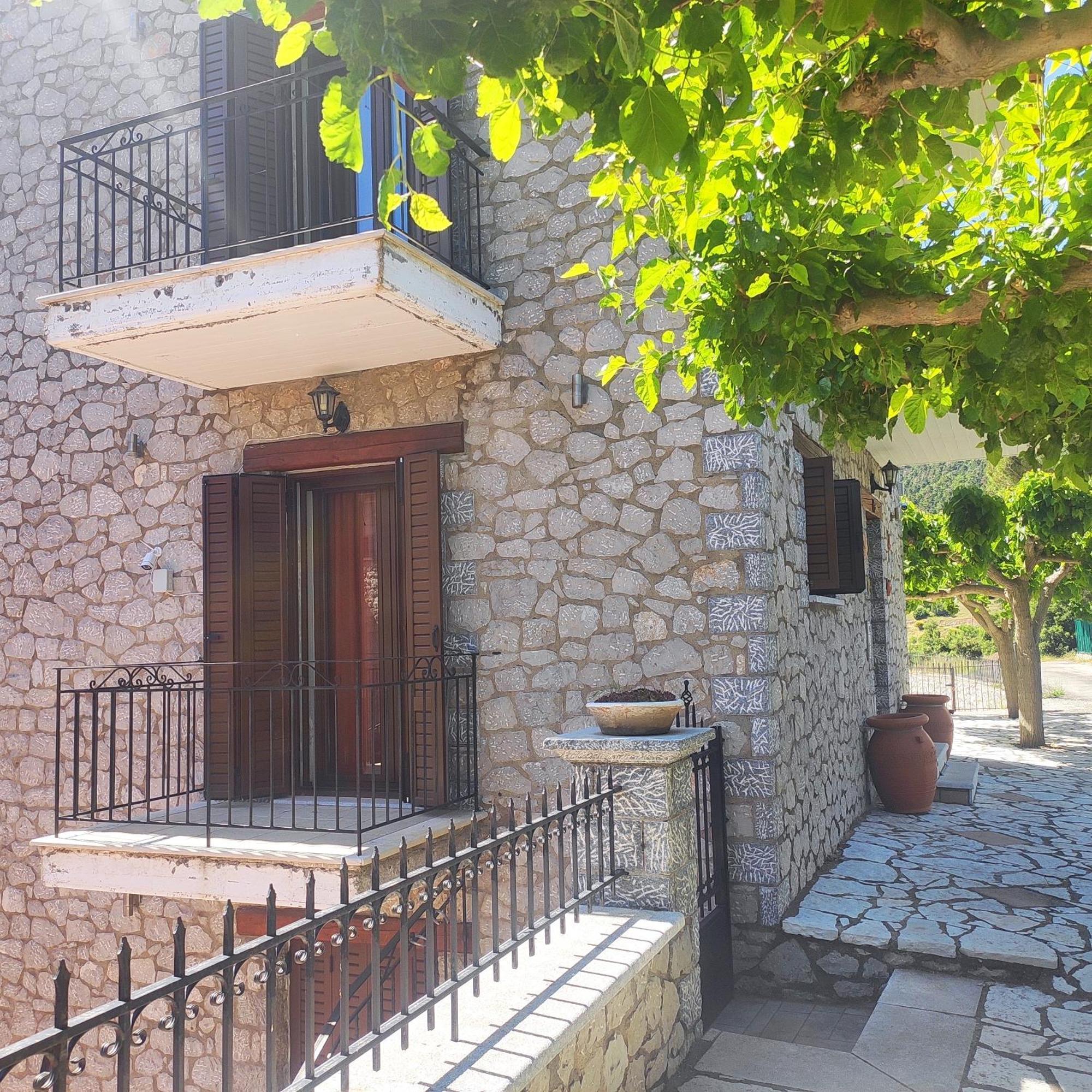 Appartement Το Πέτρινο à Kiriákion Extérieur photo