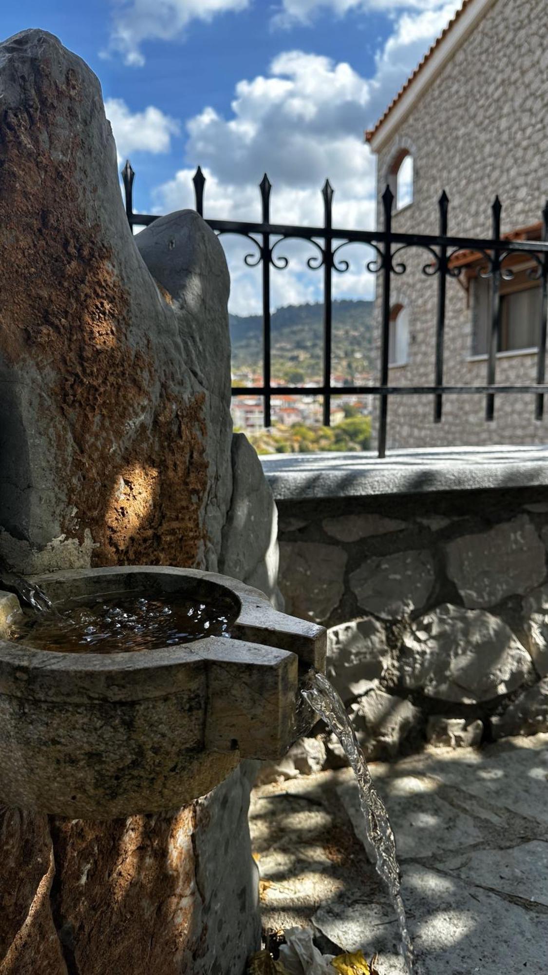 Appartement Το Πέτρινο à Kiriákion Extérieur photo